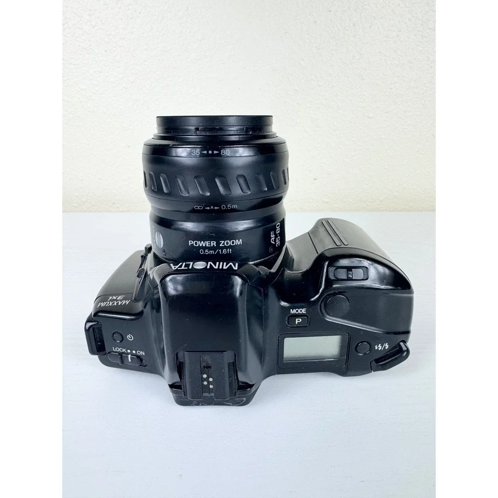 Minolta Maxxum 3xi 35mm‎ Film Camera AF 35-80mm Lens + Skylight Filter Untested